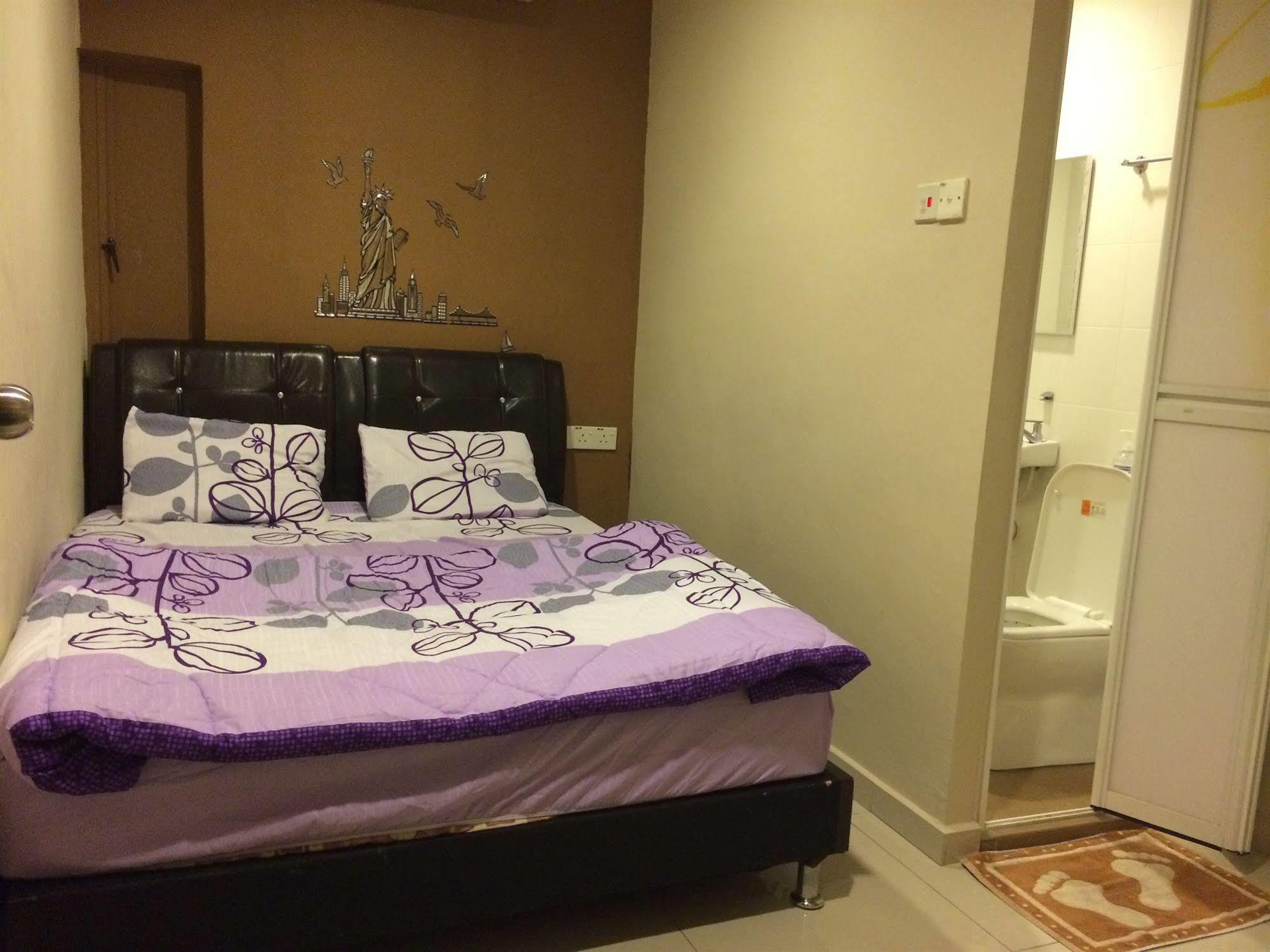 Funky Crib Hotel Kuala Lumpur Exterior photo